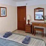 One Bed Apt With Ocean View Nr San Blas K104