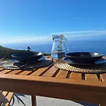 Villa Permavista In Alleinlage Und Mit Beheiztem Infinity-Pool Auf Der Sonnenseite