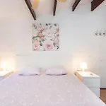 Home2Book Cozy Cottage Bougainville, Peace Retreat