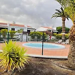 Bungalow Maspalomas, Jacuzzi And Private Garden