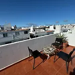 Hostel 62