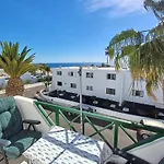 Top Floor Ocean Views Lanzamar - Renovated Gem With A Sunny, Private Terrace & Elevator & Pool - Puerto Del Carmen