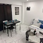 Heart Of Los Cristianos Modern Apartment Close To The Sea In Tenerife