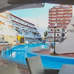 Apartment In Las Americas Las Floritas