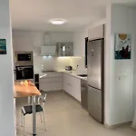 Varela Lo House
