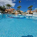 Moderne Wohnung Mit Meerblick Und Pool