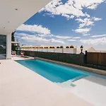 Vv Villa Omara By Hh