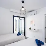 Exclusive 6 Bedrooms Villa In Lanzarote - Ocean & Volcano Views, Private Pool, Jacuzzi & Gym