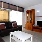 Geraeumige Ferienwohnung Mit Balkon Und Meerblick