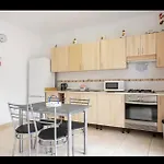 Singol Room In Apartment Shared In Los Cristianos Playa Las Vistas