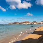 Home2Book Urban Retreat & Shared Pool Las Palmas