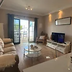 Stunning 2 Bedroom Apartment