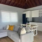 Sonia'S Sea View