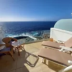 Retro Love Boat