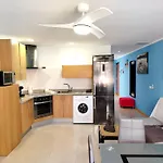 Sunny Apartment Near Las Canteras Beach