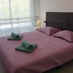 Atlantic Home - Three-Bedroom Premium Apartment
