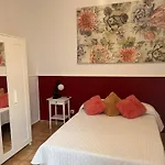 Casa Serafin Y Aurelia