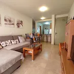 Atico-Apartamento, El Medano, Zona Surf, Terrazas, Vistas, Trastero Y Garaje