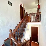 Apartamento De Un Dormitorio Con Bonitas Vistas Al Mar En El Mocanal