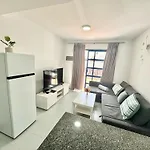 Cozy Bungalow Playmar 24