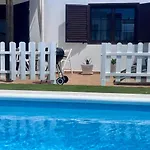 Villa Aria By Mhousing