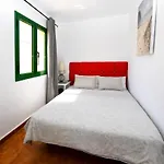 Excelent Location 5 Min To The Beach