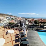 Villa Magnificent 5-Star With Sea View, Jacuzzi And Pool