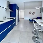 Apartamento Con Terraza Y Vistas