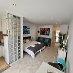 Valeria Lofts