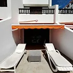 Classbnb - 3 Apartments 50M From The Las Americas Promenade