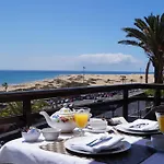 Luna Beach Apartments