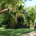 Jardin Y Casa La Verada