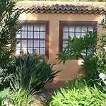 Jardin Y Casa La Verada