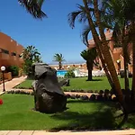 Las Tres Palmeras