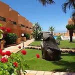 Las Tres Palmeras