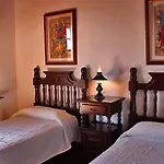 Chalet Casa Rural Tres Pinos