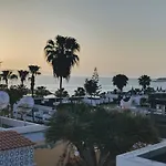 Los Geranios