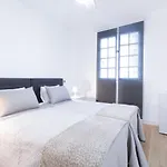 Smart Apartment To Share In The City