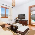 Villa Tanibo