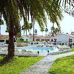 Santa Barbara Bungalows