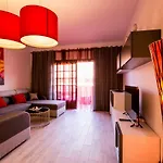 Spacious & Stylish Apartment Los Cristianos