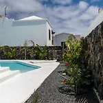 Aqua Blanca Boutique Apartments