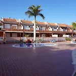La Hacienda Holiday