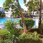 Popular Complex