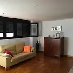 Apartamento Situado En El Centro De Santa Cruz