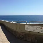 Luxury 2 Bedroom Apt 50 M From Beach