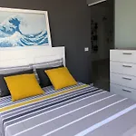 Santa Cruz Luxury Low-Cost Apartment With Terrace & Views