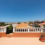 Camping Cabin - Private Solarium & Pool - Bbq
