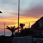 Beautiful Holiday Home Near Of The Sea