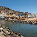 Teresita Mogamar Beachfront